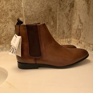 Leather Chelsea boots
